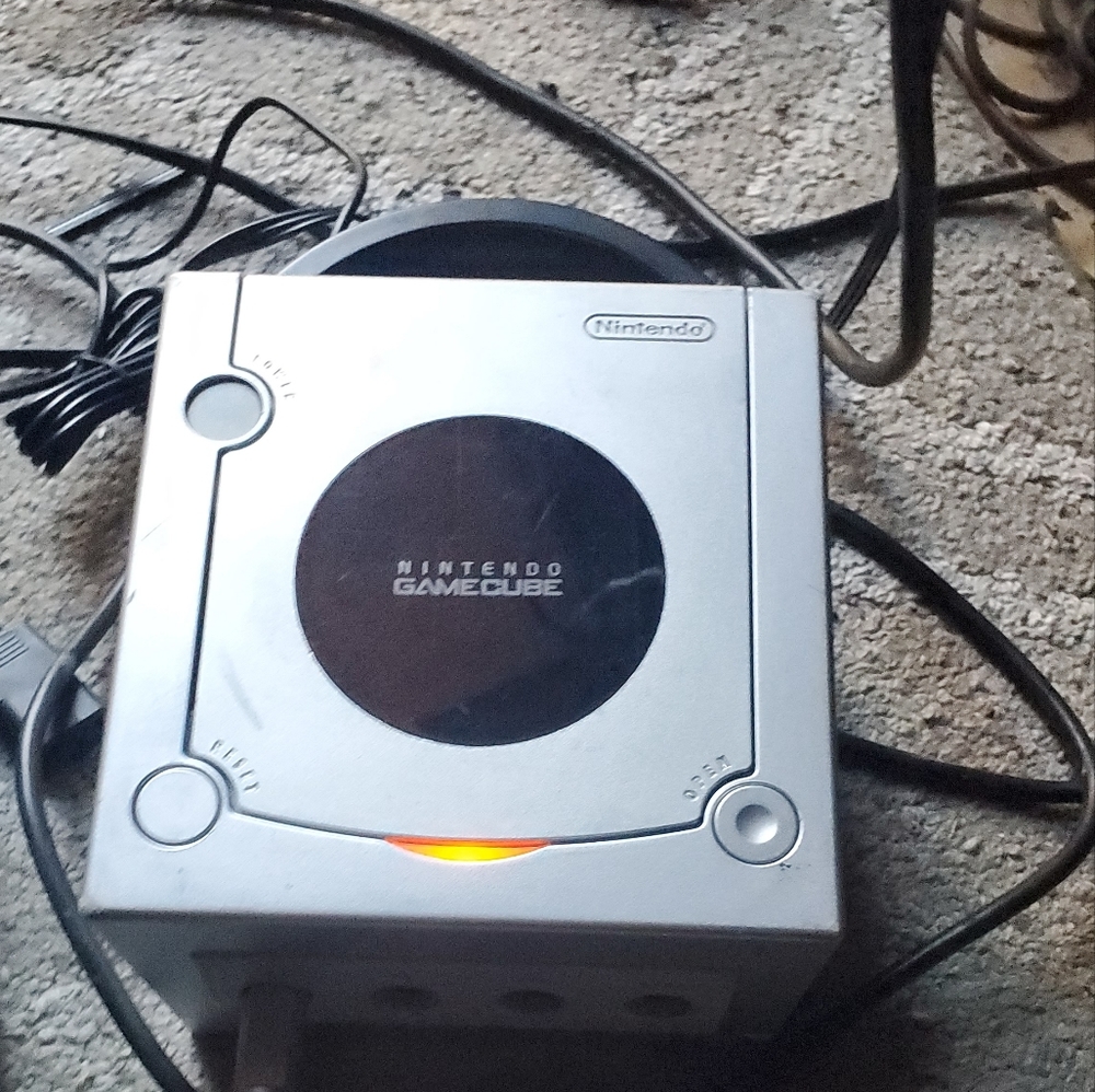 Nintendo gamecube (hard modded)